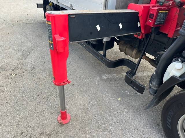 いすゞエルフクレーン4段小型（2t・3t）[写真16]