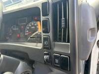 いすゞエルフクレーン4段小型（2t・3t）[写真28]