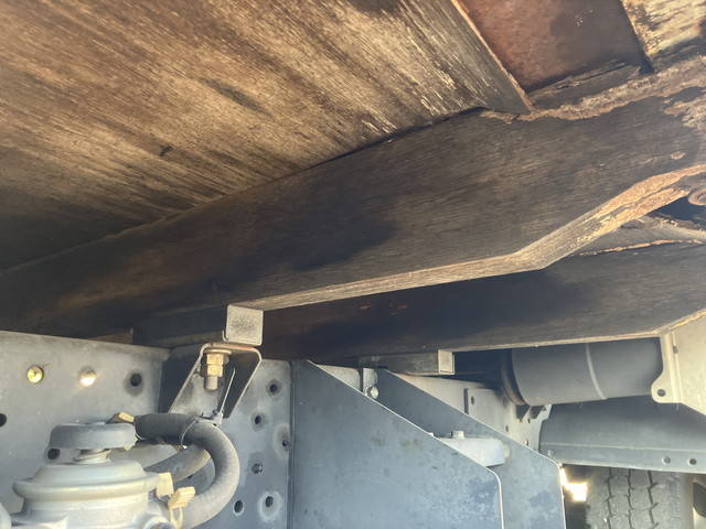 いすゞエルフアルミブロック小型（2t・3t）[写真22]