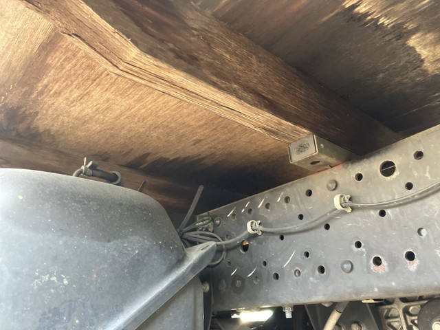 いすゞエルフアルミブロック小型（2t・3t）[写真23]