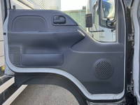 いすゞエルフアルミブロック小型（2t・3t）[写真28]