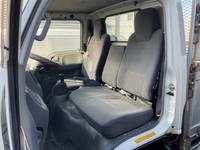 いすゞエルフアルミブロック小型（2t・3t）[写真30]