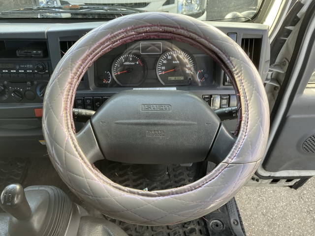 いすゞエルフアルミブロック小型（2t・3t）[写真35]