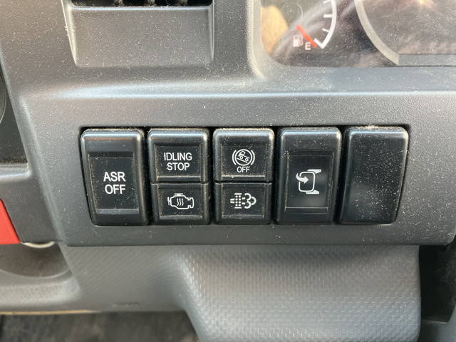 いすゞエルフアルミブロック小型（2t・3t）[写真38]