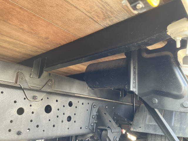 日野レンジャーセルフクレーン3段中型（4t）[写真25]