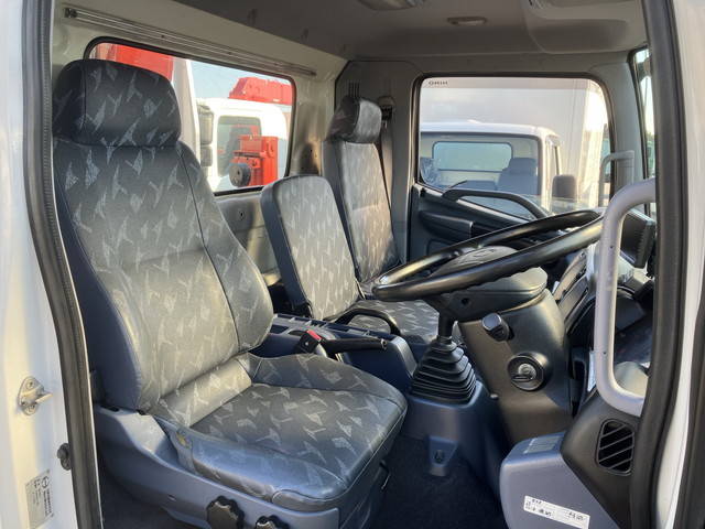 日野レンジャーセルフクレーン3段中型（4t）[写真32]