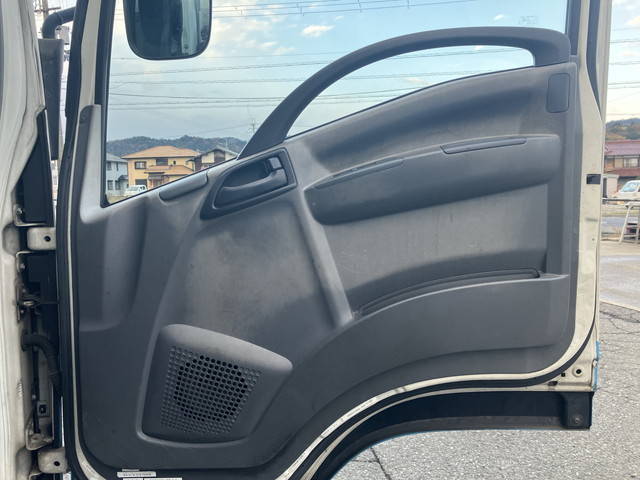 いすゞフォワードアルミウイング中型（4t）[写真29]