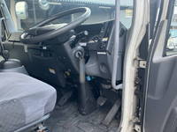 いすゞフォワードアルミウイング中型（4t）[写真35]