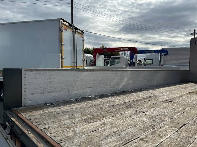 いすゞフォワードクレーン6段中型（4t）[写真10]