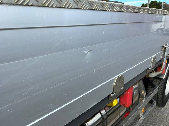 いすゞフォワードクレーン6段中型（4t）[写真37]