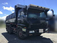 いすゞギガダンプ大型（10t）[写真03]