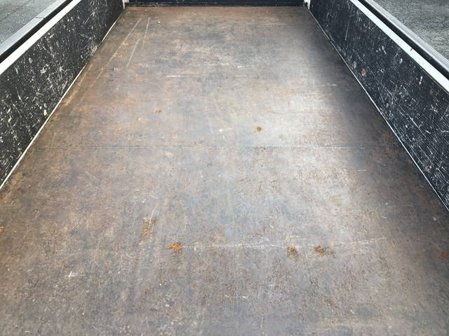 いすゞエルフ平ボディ小型（2t・3t）[写真14]