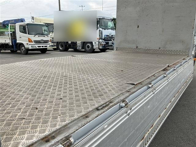 トヨタダイナアルミウイング小型（2t・3t）[写真14]