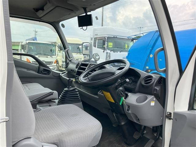 トヨタダイナアルミウイング小型（2t・3t）[写真20]