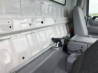 トヨタダイナアルミウイング小型（2t・3t）[写真23]