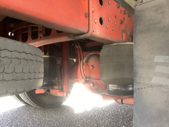 三菱ふそうファイターアルミウイング中型（4t）[写真19]