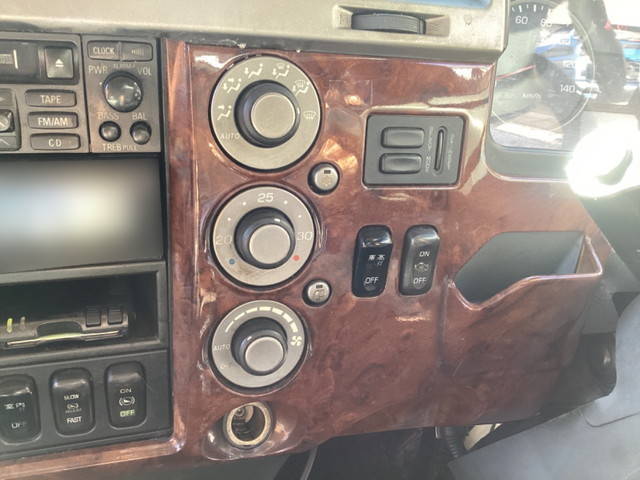 三菱ふそうファイターアルミウイング中型（4t）[写真35]