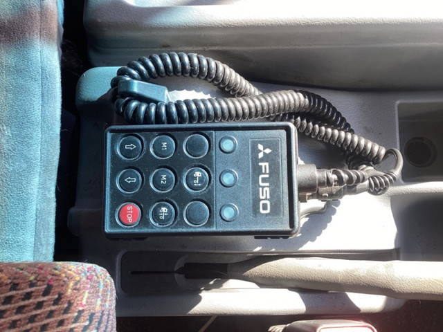 三菱ふそうファイターアルミウイング中型（4t）[写真37]