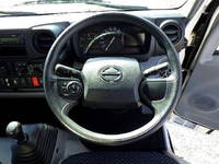 日野デュトロアルミバン小型（2t・3t）[写真09]