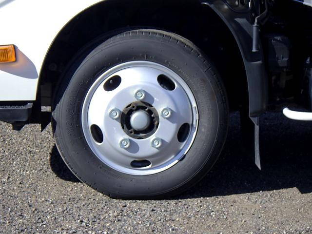 日野デュトロアルミバン小型（2t・3t）[写真23]