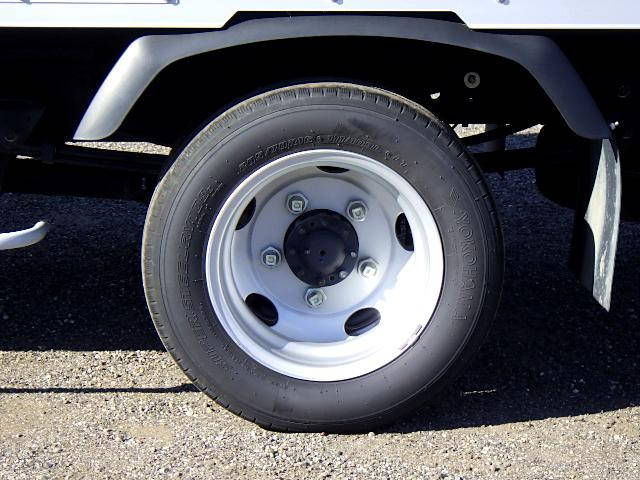 日野デュトロアルミバン小型（2t・3t）[写真24]