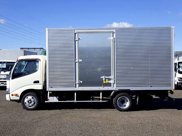 日野デュトロアルミバン小型（2t・3t）[写真06]
