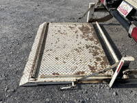 日野デュトロ平ボディ小型（2t・3t）[写真16]