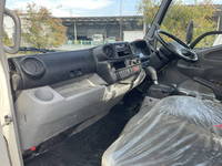 日野デュトロ平ボディ小型（2t・3t）[写真34]