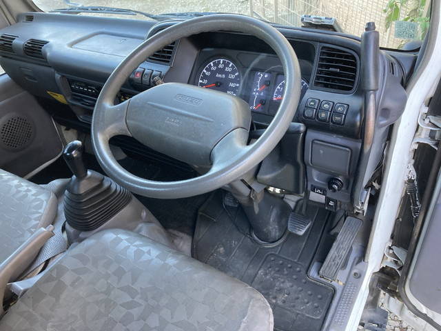 いすゞエルフダンプ小型（2t・3t）[写真30]