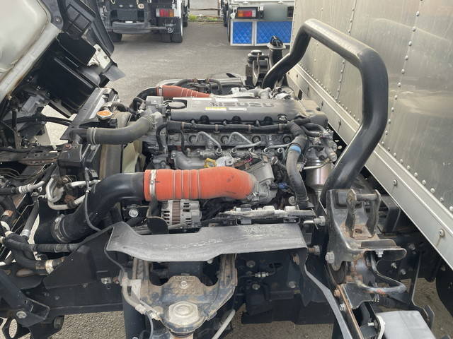 いすゞエルフアルミバン小型（2t・3t）[写真24]