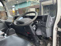 いすゞエルフアルミバン小型（2t・3t）[写真35]