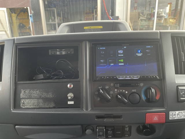 いすゞエルフアルミバン小型（2t・3t）[写真39]