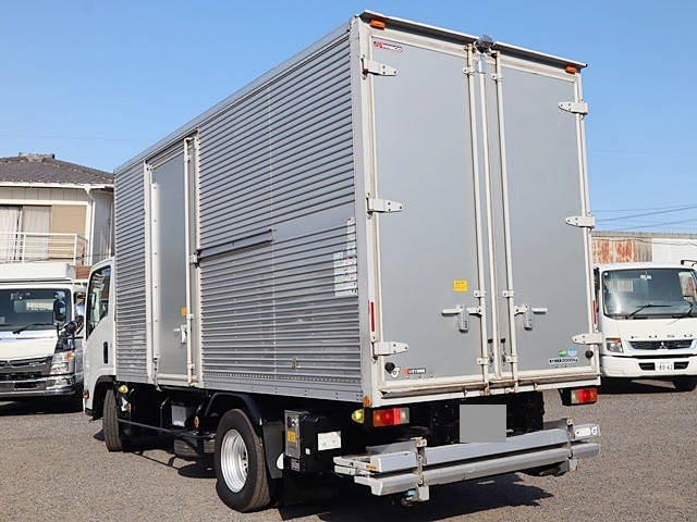 いすゞエルフアルミバン小型（2t・3t）[写真02]