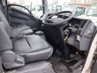 いすゞエルフアルミバン小型（2t・3t）[写真26]