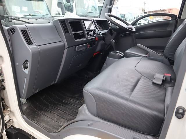 いすゞエルフアルミバン小型（2t・3t）[写真27]