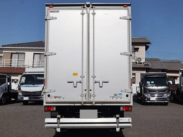 いすゞエルフアルミバン小型（2t・3t）[写真04]