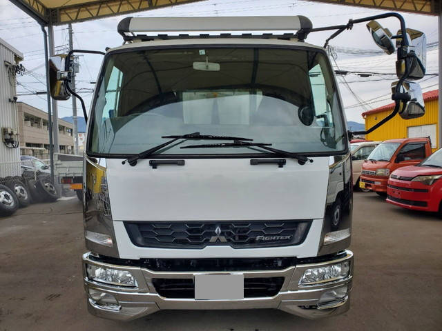 三菱ふそうファイターコンテナ専用車増トン（6t・8t）[写真03]