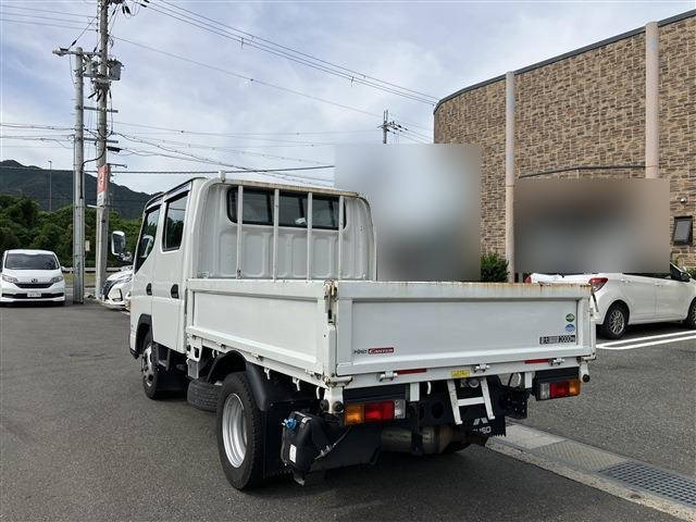 三菱ふそうキャンターダブルキャブ（Wキャブ）小型（2t・3t）[写真03]