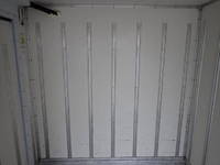 いすゞエルフ冷凍車（冷蔵車）小型（2t・3t）[写真13]