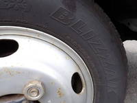 いすゞエルフ冷凍車（冷蔵車）小型（2t・3t）[写真21]