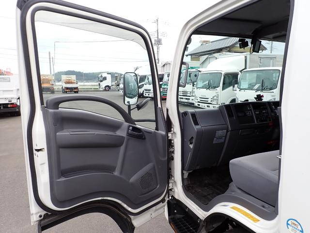 いすゞエルフ冷凍車（冷蔵車）小型（2t・3t）[写真29]