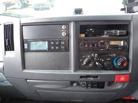 いすゞエルフ冷凍車（冷蔵車）小型（2t・3t）[写真35]