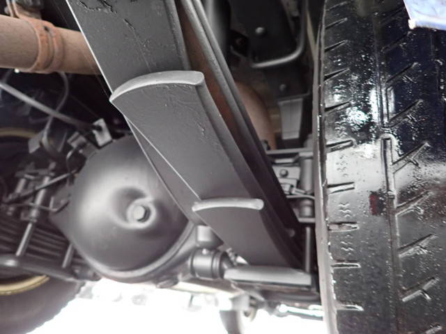 いすゞエルフ冷凍車（冷蔵車）小型（2t・3t）[写真07]