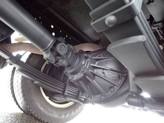 いすゞエルフ冷凍車（冷蔵車）小型（2t・3t）[写真08]