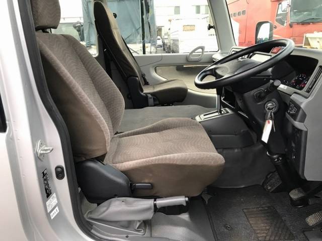 日野リエッセⅡマイクロバス[写真16]