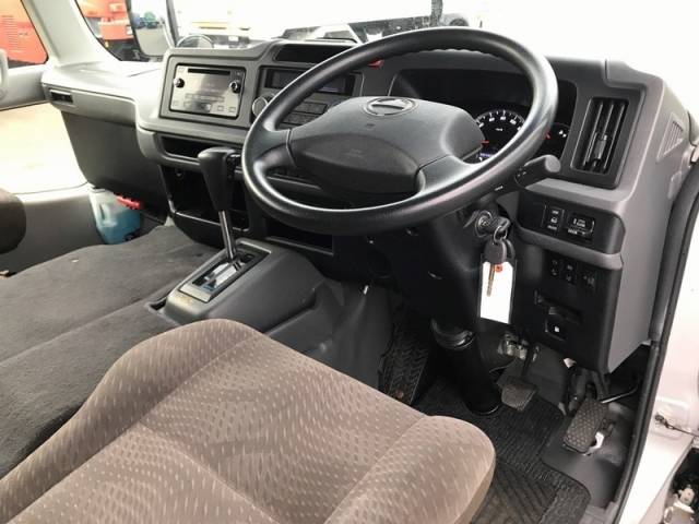 日野リエッセⅡマイクロバス[写真17]