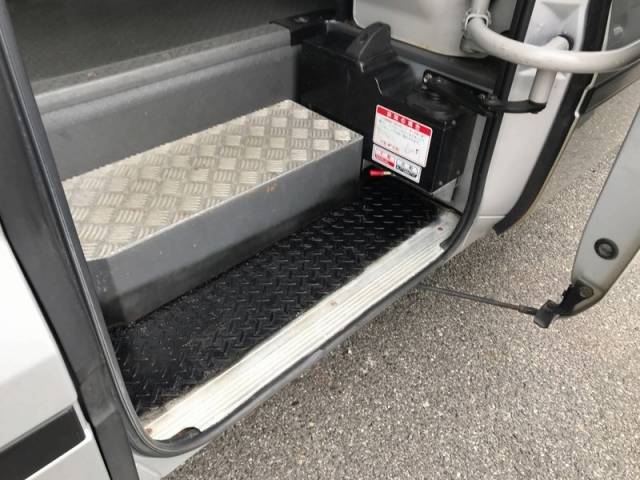 日野リエッセⅡマイクロバス[写真08]