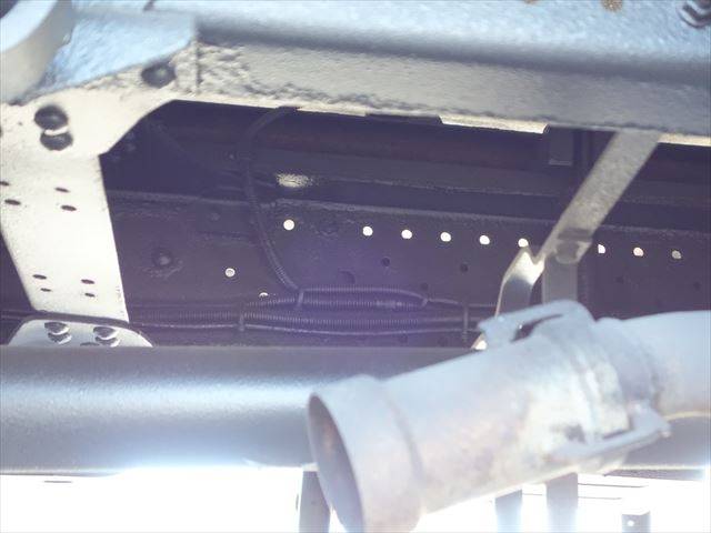 いすゞエルフアルミバン小型（2t・3t）[写真11]