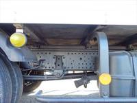 いすゞエルフアルミバン小型（2t・3t）[写真09]