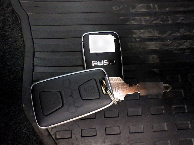 三菱ふそうキャンター平ボディ小型（2t・3t）[写真19]